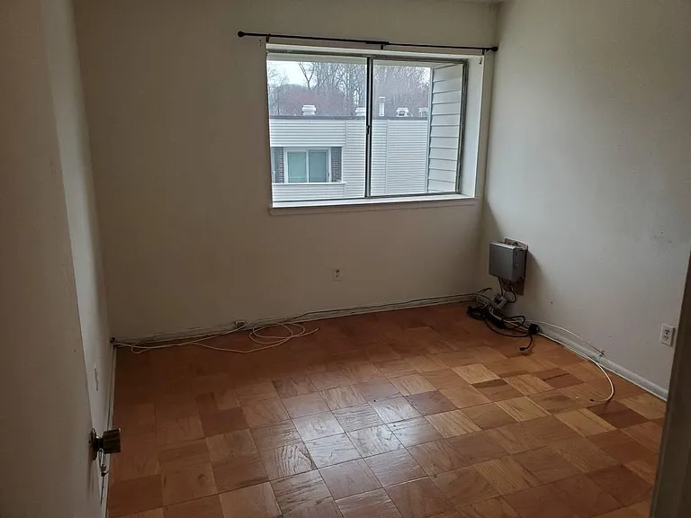 10218 Prince Pl — Photo 6