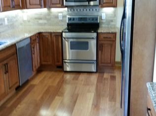 231 W 62nd St, Kansas City, MO 64113