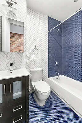 Rented by Compass | media 6