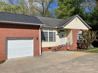 2008 McConnell Springs Rd, Anderson, SC 29621