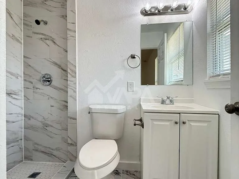 339 Brettonwood Dr — Photo 11