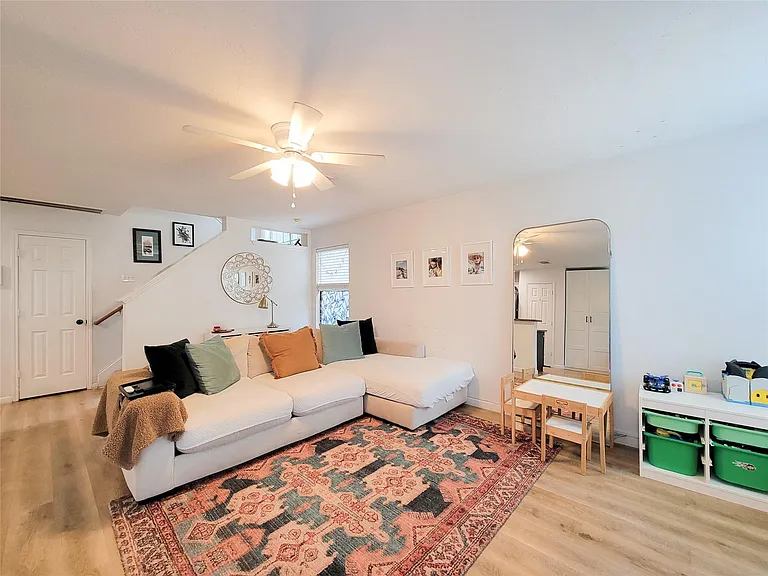 42 Wineberry Pl — Photo 10