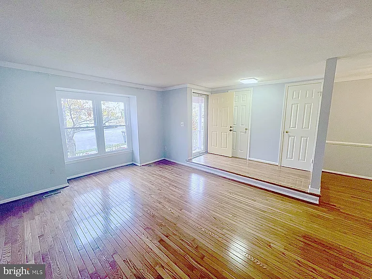 11570 Hill Meade Ln — Photo 5