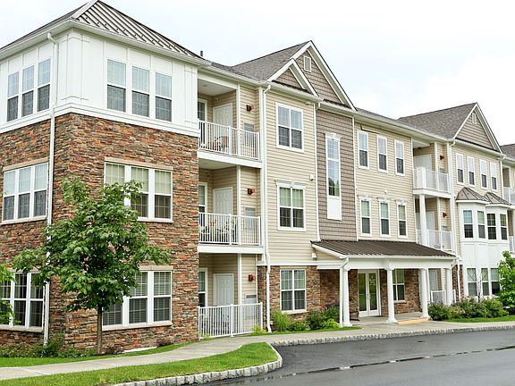 2nd image of 2 Blair Hts #3326