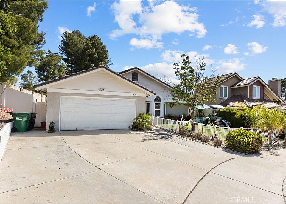 1st image of 25926 Summer Hill Ct