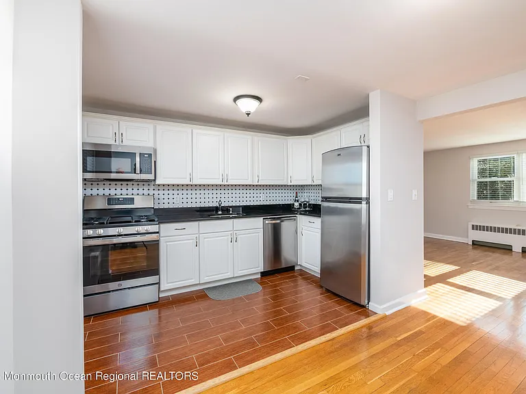 19 Manor Dr — Photo 5
