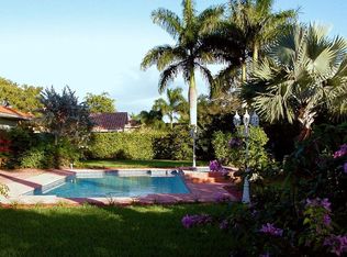 8368 SW 182nd Ter, Palmetto Bay, FL 33157