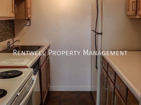 3rd image of 10 Pine St APT 6