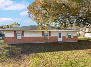 308 Laurence St, Delcambre, LA 70528