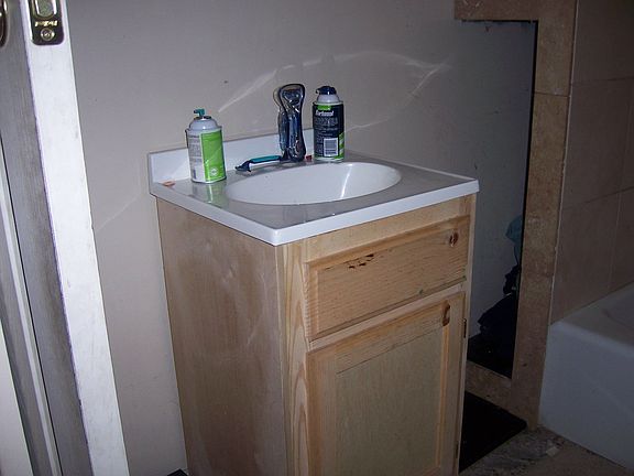 5th image of 4126 Fisher St
