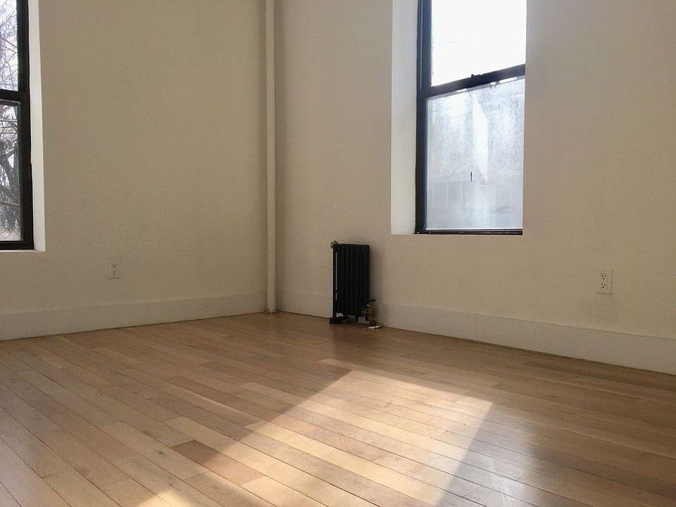 2nd image of 1202 Avenue K #B1