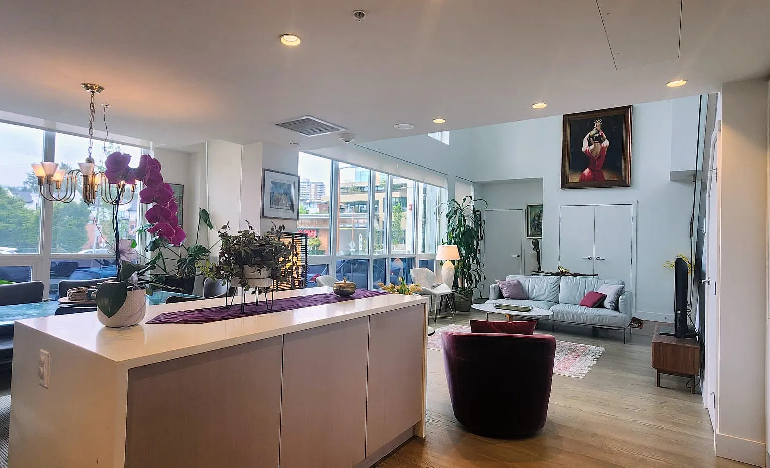 2 bed, 2.5 bath, 1420 sqft, $5,500 — Photo 3