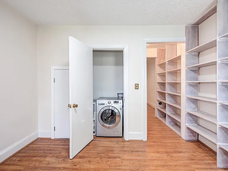 540 Newton Pl NW — Photo 7