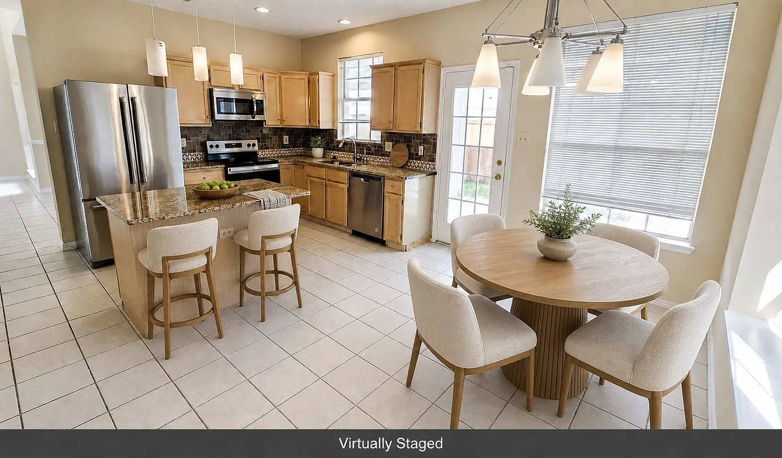 3 bed, 2.5 bath, 1919 sqft, $2,495 — Photo 4