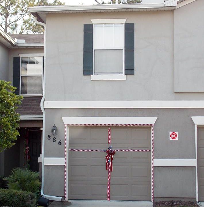 1st image of 886 S Black Cherry Dr