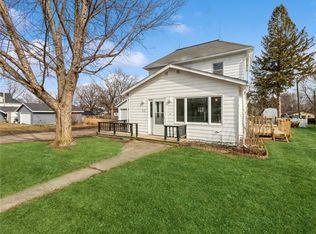 313 S High St, Baxter, IA 50028