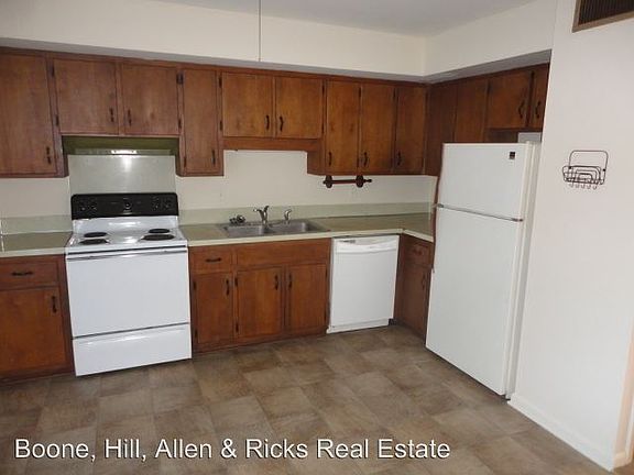 5th image of 101 Greenwood Ave APT 9