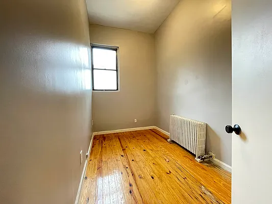 Rented by Lang Realty LLC | media 13