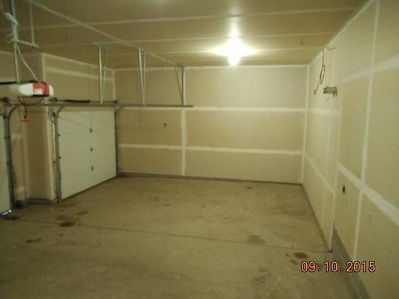 5th image of 1822 12th Pl SE