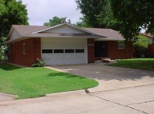 1410 Gannon Ave, Enid, OK 73703