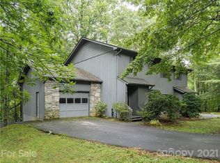 11 Pensacola Hts, Arden, NC 28704