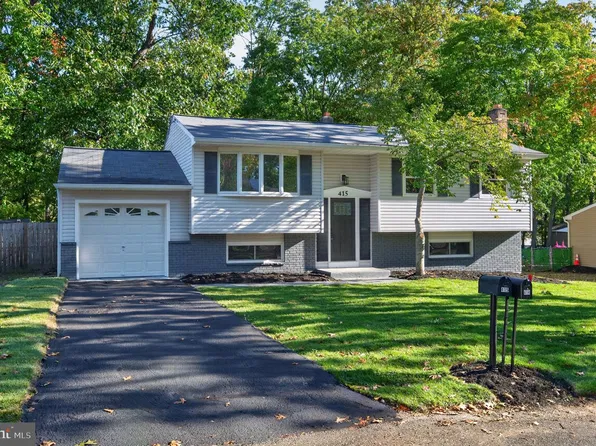 415 California Trl, Browns Mills, NJ 08015