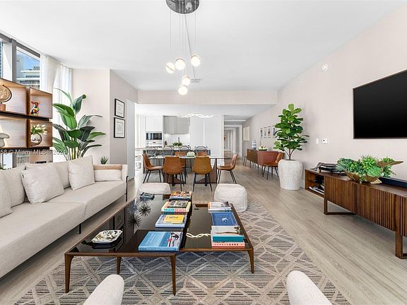 5th image of 788 NE 23rd St Unit 1201
