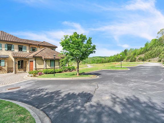 2nd image of 120 Trento Ct