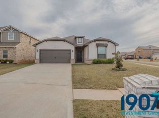 1112 NW 6th St, Newcastle, OK 73065