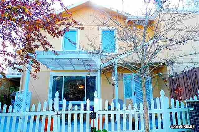 7695 Rhinestone Cir photo 1