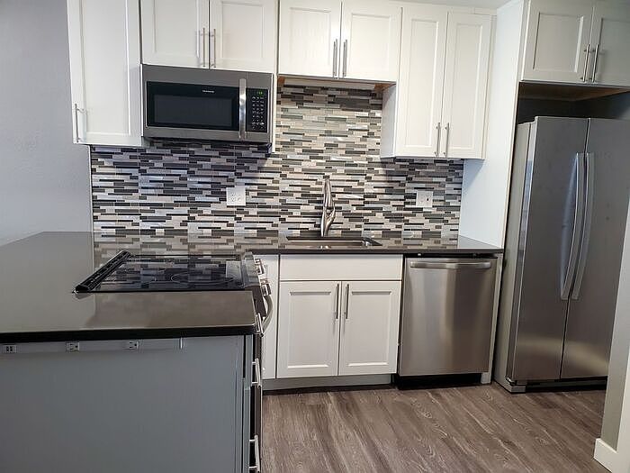 1st image of 341 N Garfield Ave APT D6