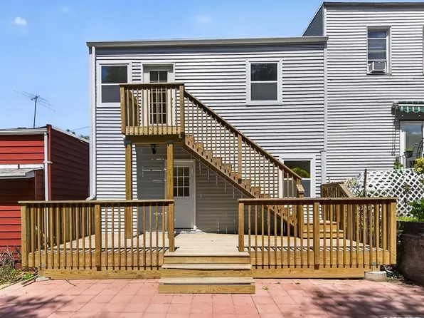 1121 85th St, North Bergen, NJ 07047