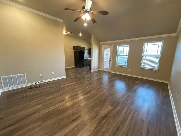2109 Martin Luther King Jr Blvd — Photo 3