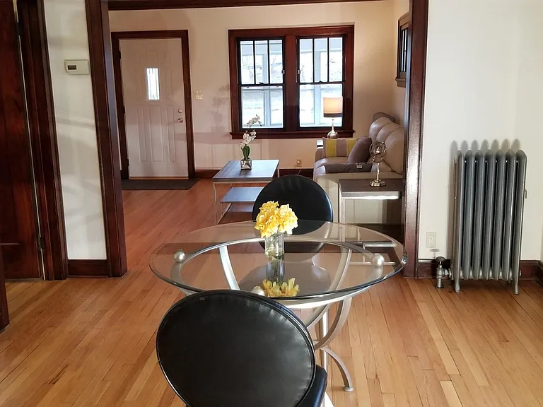 2625 University Ave — Photo 6