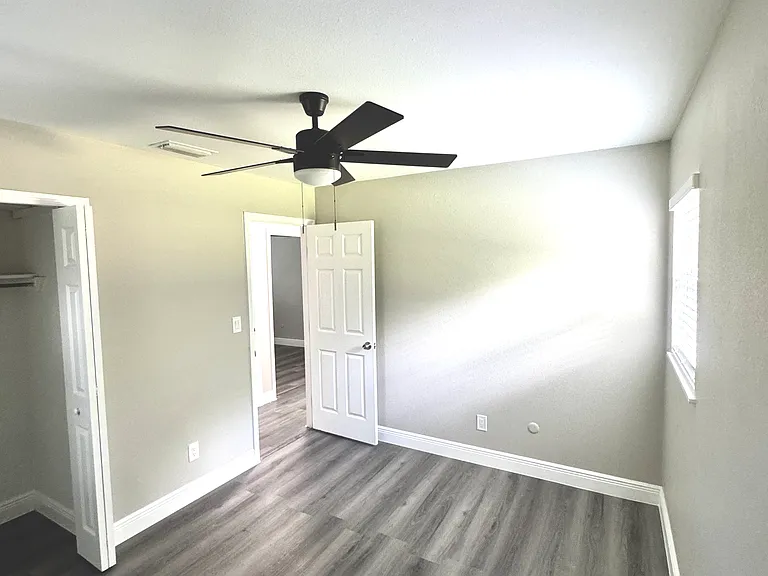 8133 65th Way N — Photo 11