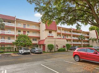 R, Margate, FL 33063