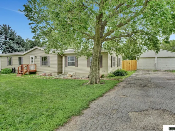 507 N 24th St, Ashland, NE 68003