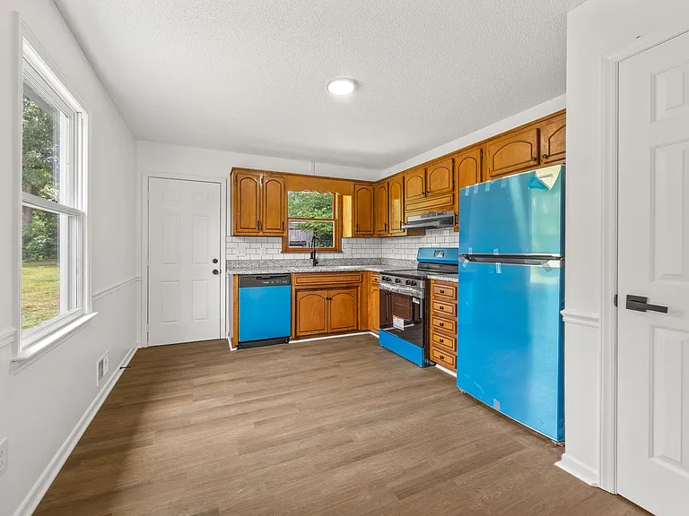 128 McBeth Rd — Photo 6