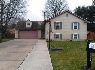 2592 Highgate Cir NW, North Canton, OH