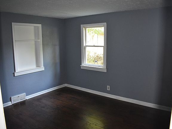 3rd image of 5287 Copeland Ave