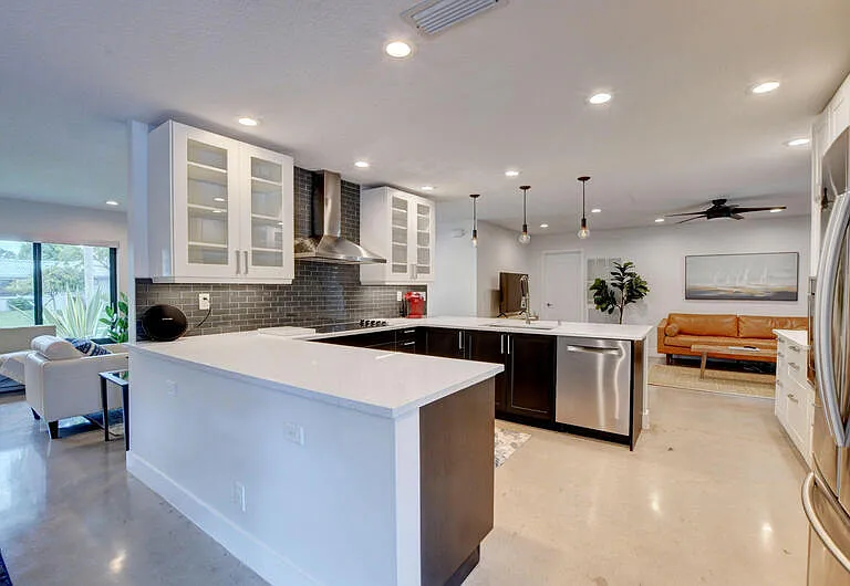1440 NW 12th Way — Photo 7