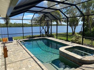 520 Coral Creek Dr, Placida, FL 33946