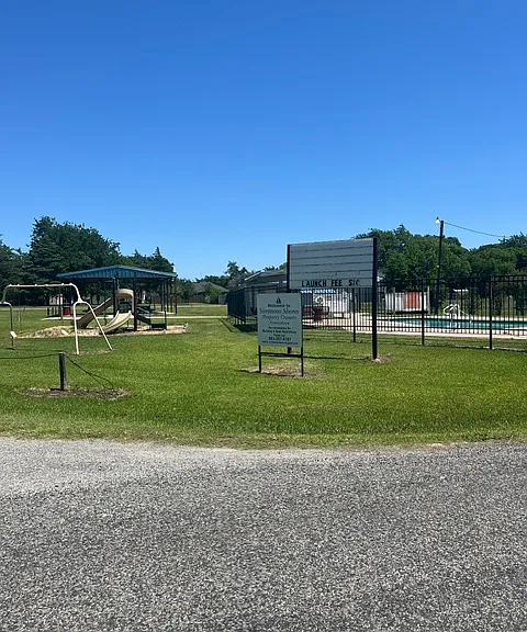 321 Mimosa Dr — Photo 17