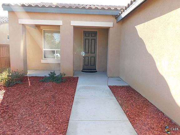 3rd image of 275 W Cozumel Dr