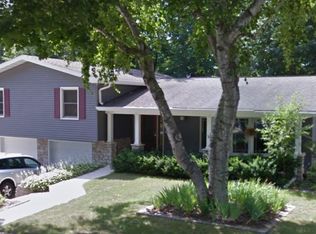 613 Morningstar Ln, Madison, WI 53704