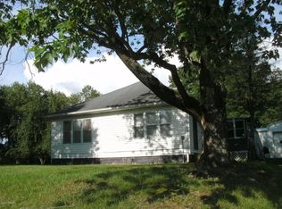 43 Raleigh Chapel Rd, Raleigh, IL 62977