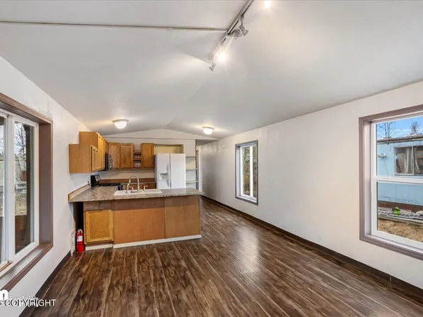 2221 Muldoon Rd Space 683, Anchorage, AK 99504