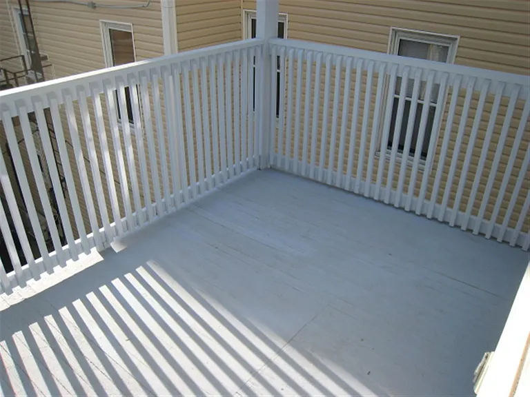 6 Giles Park #1A — Photo 9