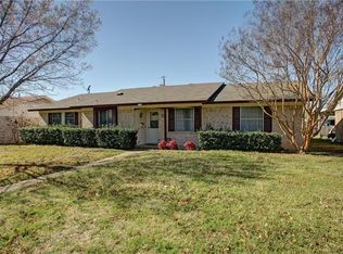 3419 Point East Dr, Mesquite, TX 75150