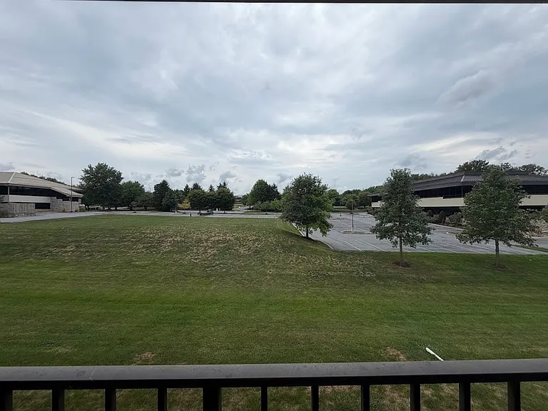 310 Peters Way — Photo 4